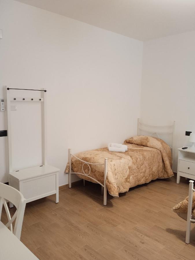 Bed And Breakfast Il Sole -Cinquefrondi 外观 照片